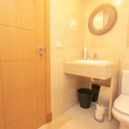 One Bedroom In Apartment